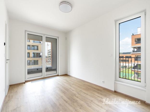 Pronájem bytu 3+kk, Praha - Hloubětín, Domalípova, 90 m2