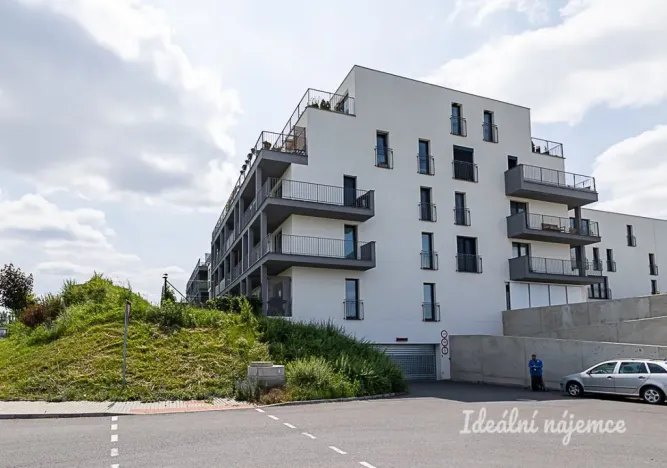 Pronájem bytu 2+kk, Horoměřice, Velvarská, 53 m2
