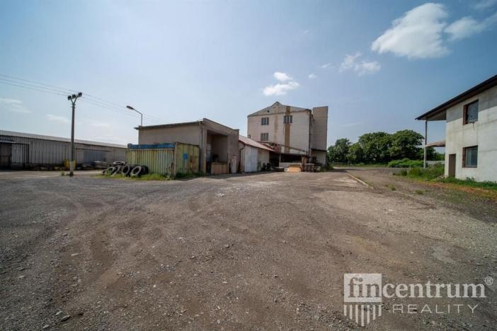 Prodej komerční nemovitosti, Heřmanův Městec, Tylova, 13943 m2