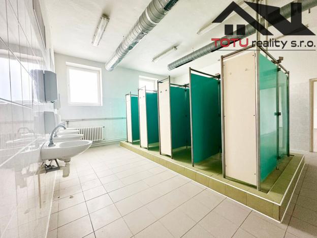 Pronájem kanceláře, Černožice, 400 m2
