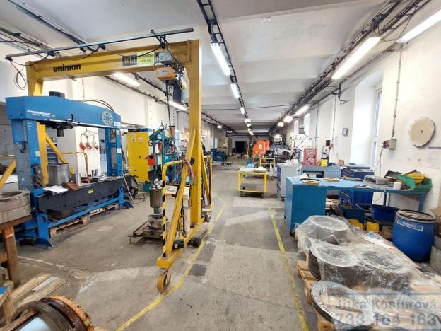 Pronájem výrobních prostor, Krnov - Pod Bezručovým vrchem, Hlubčická, 533 m2
