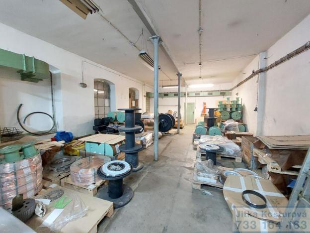 Pronájem výrobních prostor, Krnov - Pod Bezručovým vrchem, Hlubčická, 533 m2