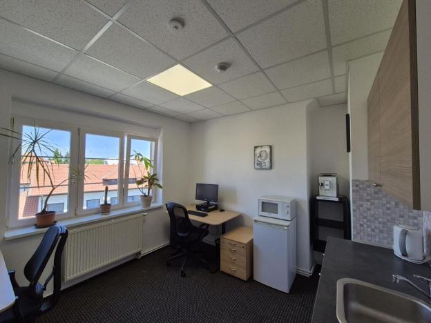 Pronájem kanceláře, Praha - Břevnov, Na břevnovské pláni, 60 m2