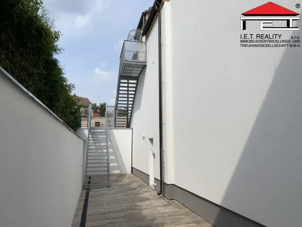 Prodej bytu 3+1, Praha - Lochkov, Cementářská, 88 m2