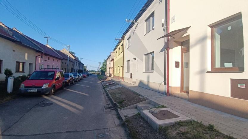 Prodej bytu 2+kk, Ivanovice na Hané, 9. května, 57 m2