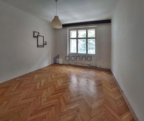 Pronájem bytu 3+1, Praha, Madridská, 85 m2