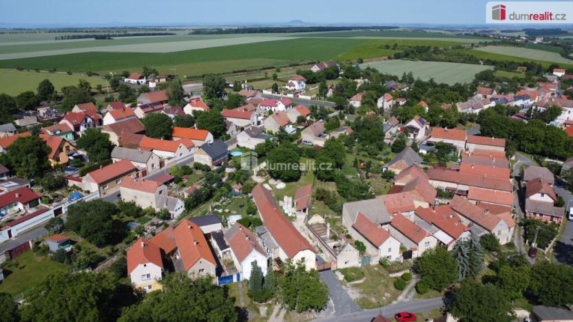 Prodej pozemku pro bydlení, Peruc - Telce, Na Karlově, 684 m2