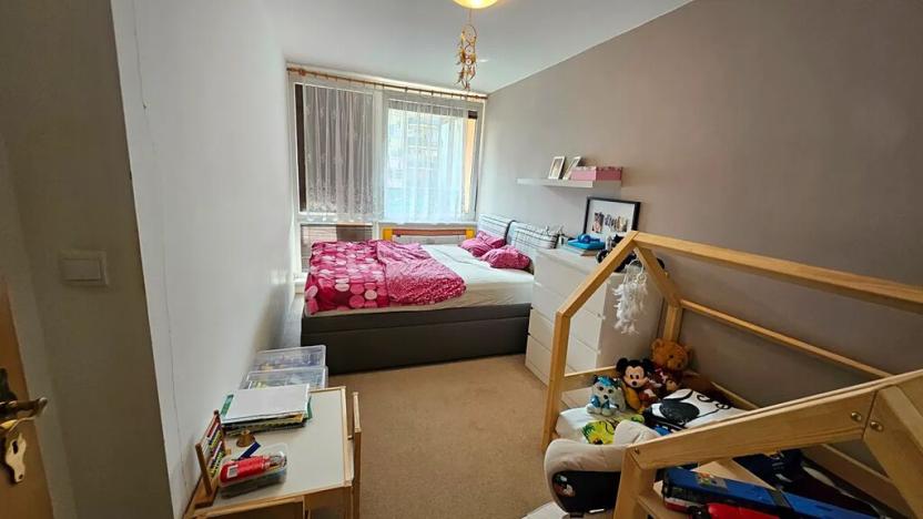 Pronájem bytu 2+kk, Praha - Hlubočepy, Voskovcova, 45 m2