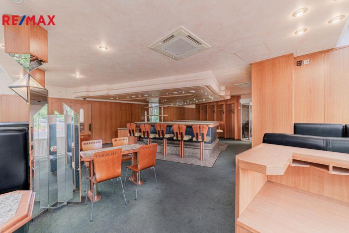 Prodej ubytování, Havířov - Šumbark, U Nádraží, 595 m2