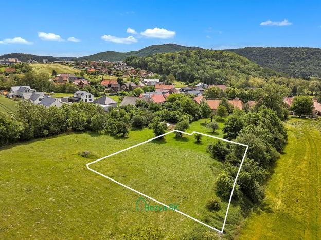 Prodej pozemku pro bydlení, Beroun, 1318 m2