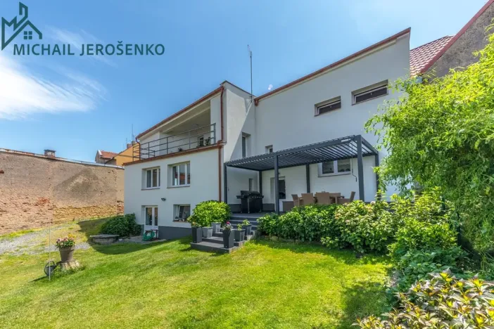 Prodej rodinného domu, Kostelec nad Černými lesy, Pražská, 361 m2