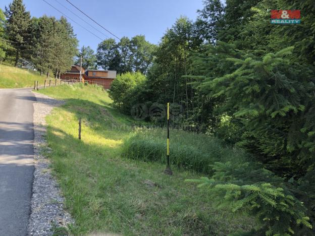 Prodej zahrady, Rožnov pod Radhoštěm, Horní Paseky, 2406 m2