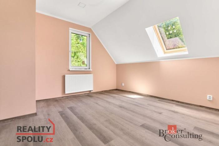 Prodej rodinného domu, Smolné Pece, 202 m2