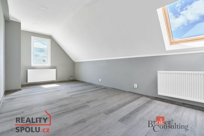 Prodej rodinného domu, Smolné Pece, 202 m2