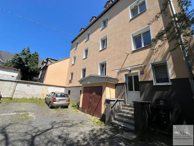 Prodej bytu 2+1, Karlovy Vary, Nejdecká, 61 m2