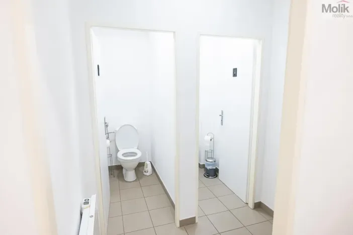 Prodej skladu, Most - Čepirohy, 6000 m2