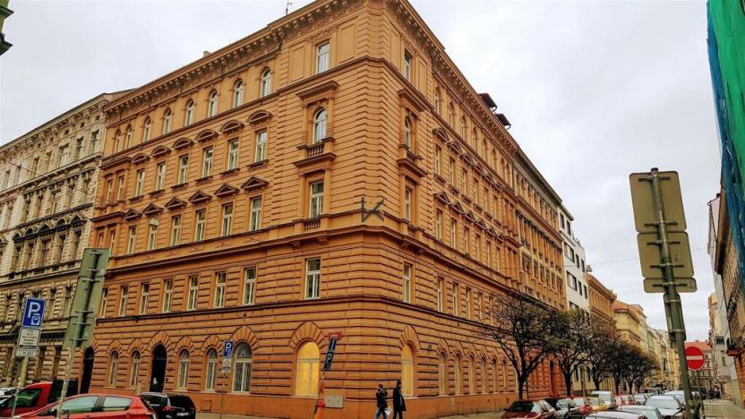 Pronájem kanceláře, Praha, Tyršova, 23 m2