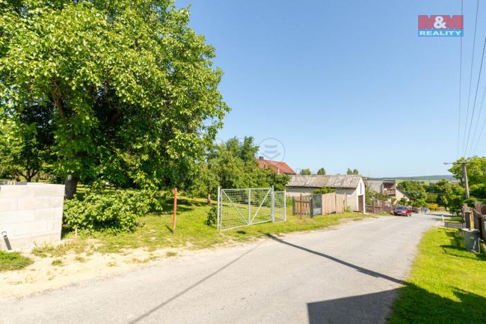 Prodej pozemku pro bydlení, Výrov - Hadačka, 1726 m2