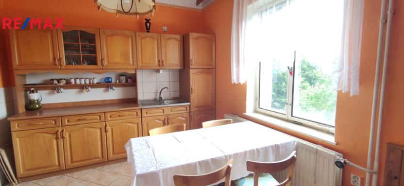 Prodej rodinného domu, Karlovice, 208 m2