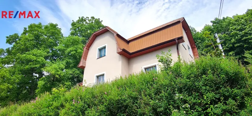 Prodej rodinného domu, Karlovice, 208 m2