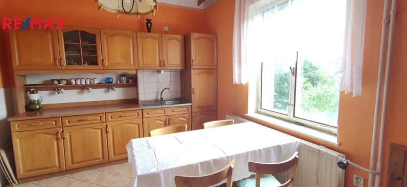 Prodej rodinného domu, Karlovice, 208 m2