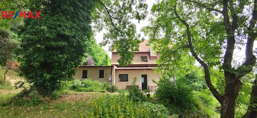 Prodej rodinného domu, Karlovice, 208 m2