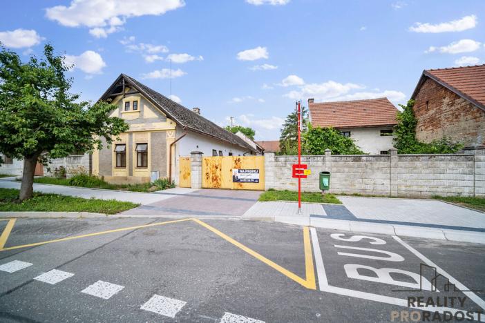 Prodej rodinného domu, Žiželice - Končice, 483 m2