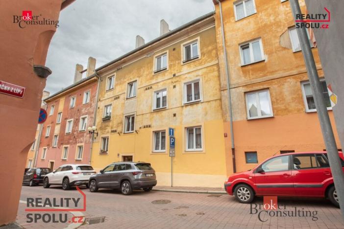 Prodej bytu 3+1, Cheb, Růžová, 63 m2