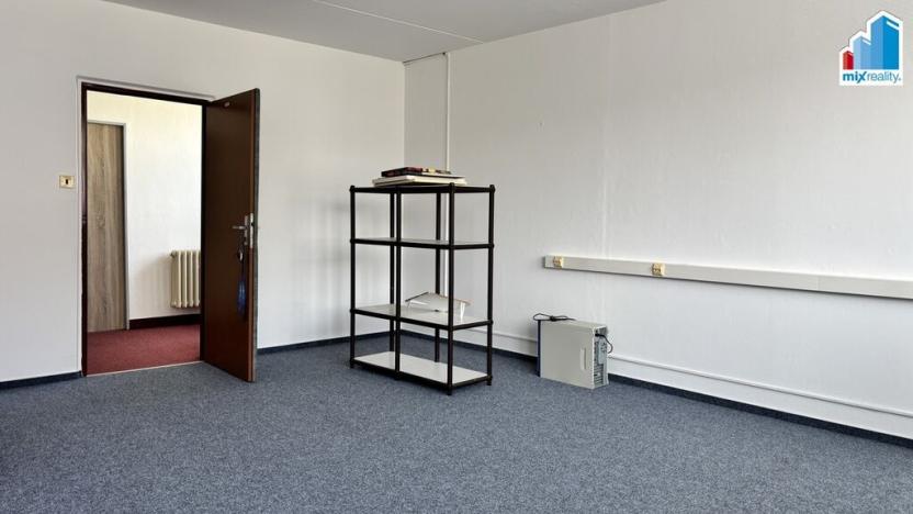 Pronájem kanceláře, Plzeň, Modřínová, 27 m2