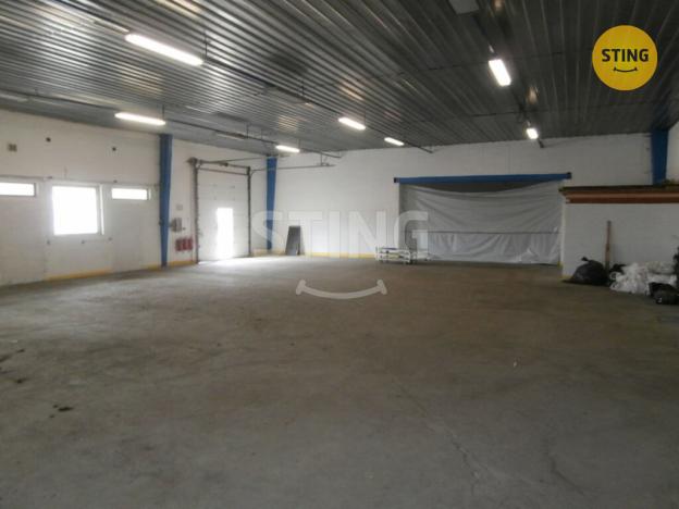 Pronájem skladu, Bruntál, U Stadionu, 651 m2