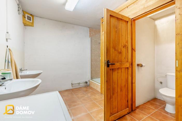 Prodej výrobních prostor, Halenkov, 753 m2