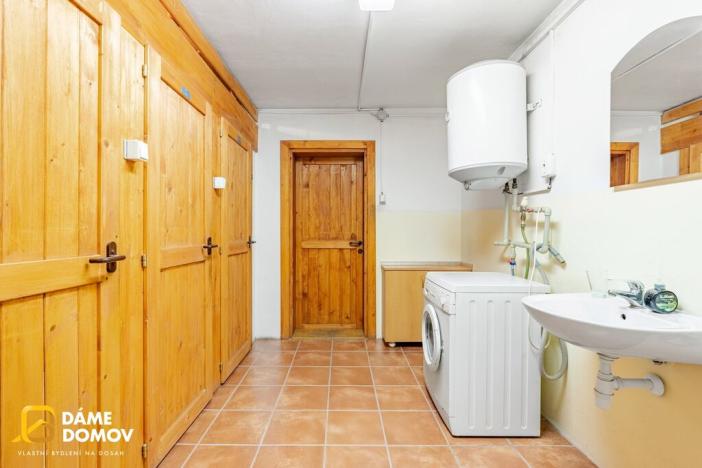 Prodej výrobních prostor, Halenkov, 753 m2