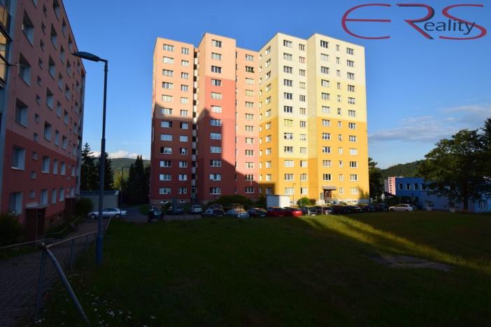 Pronájem bytu 1+kk, Tanvald, U Školky, 29 m2