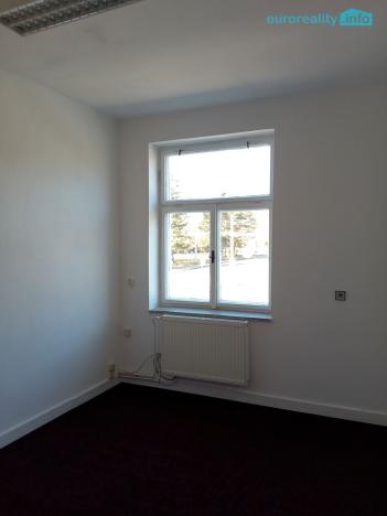 Pronájem kanceláře, Mariánské Lázně, Tepelská, 12 m2