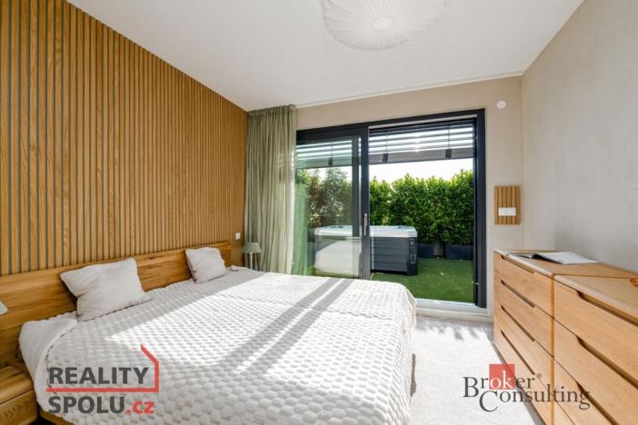 Prodej bytu 3+kk, Plzeň - Doudlevce, Heyrovského, 158 m2