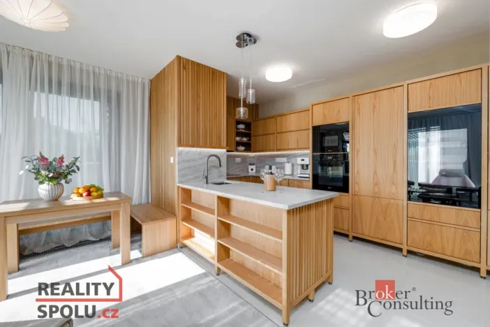 Prodej bytu 3+kk, Plzeň - Doudlevce, Heyrovského, 158 m2