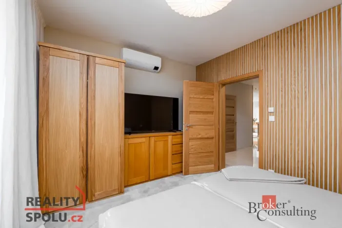 Prodej bytu 3+kk, Plzeň - Doudlevce, Heyrovského, 158 m2