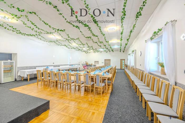Prodej restaurace, Kozlovice, 500 m2