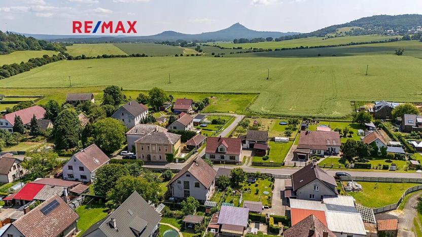 Prodej vícegeneračního domu, Doksy, 611 m2