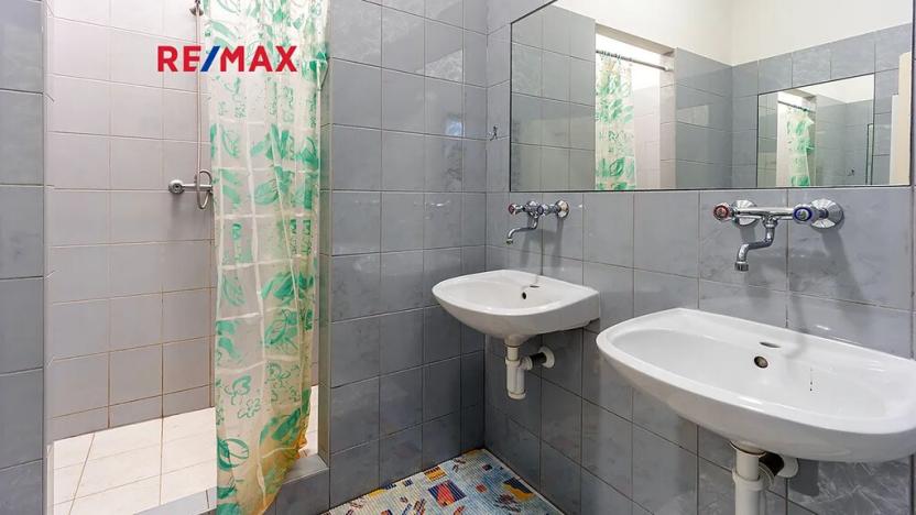 Prodej vícegeneračního domu, Doksy, 611 m2