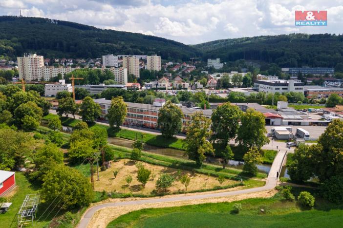 Pronájem zahrady, Zlín - Prštné, 1799 m2