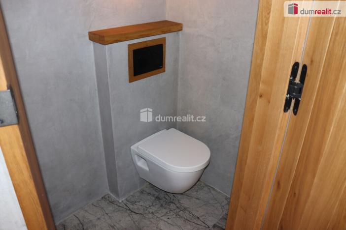 Prodej garáže, Horní Věstonice, U Venuše, 165 m2