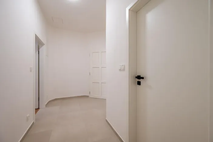 Pronájem bytu 2+1, Praha - Smíchov, Ke Koulce, 76 m2