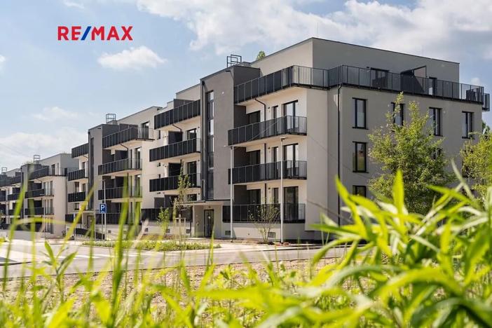 Prodej bytu 1+kk, Kladno, Ke křížku, 38 m2