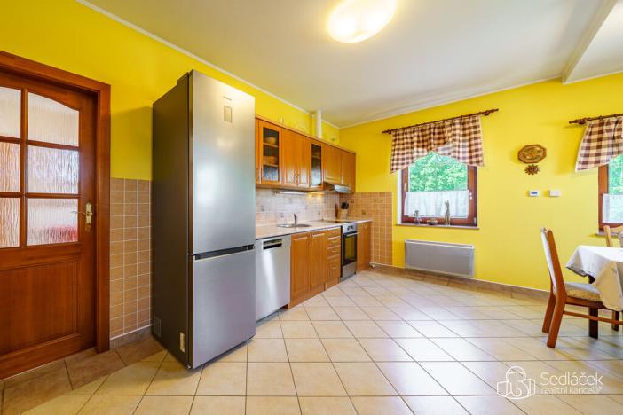 Prodej bytu 3+1, Karlovy Vary - Tašovice, 132 m2