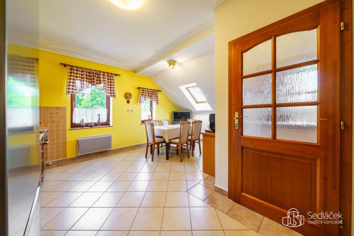 Prodej bytu 3+1, Karlovy Vary - Tašovice, 132 m2