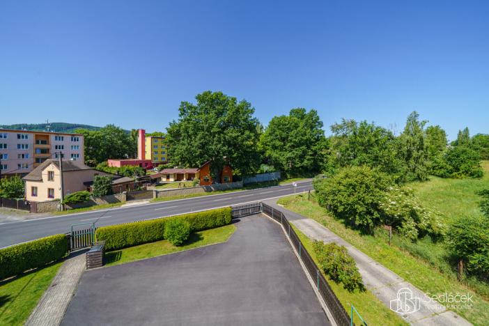 Prodej bytu 3+1, Karlovy Vary - Tašovice, 132 m2