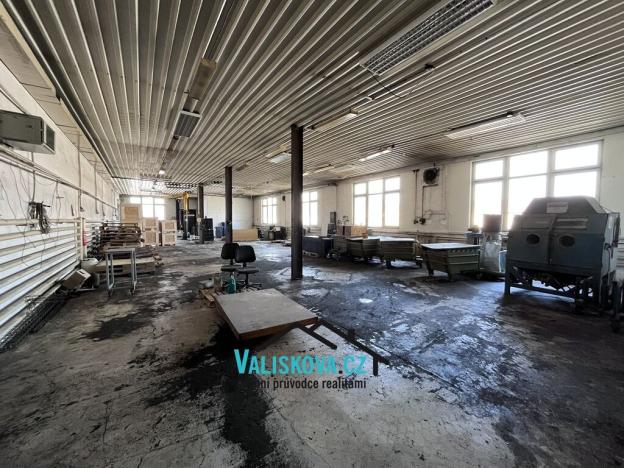 Pronájem výrobních prostor, Hulín, Kroměřížská, 800 m2