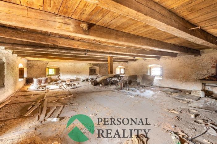 Prodej historického objektu, Libořice, 1000 m2