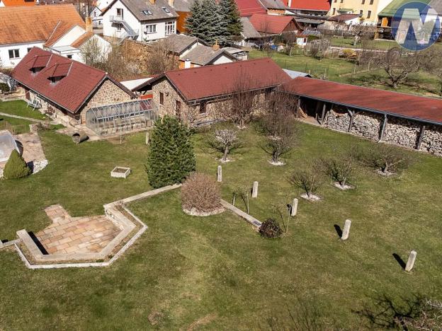 Prodej rodinného domu, Záblatí, 304 m2